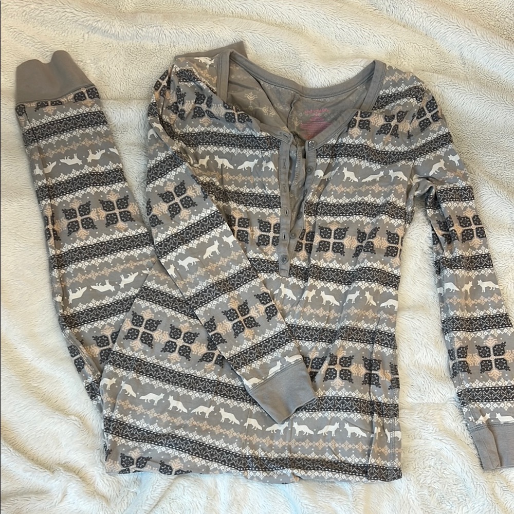 Xhilaration Gray and White Patterned PJ onesie